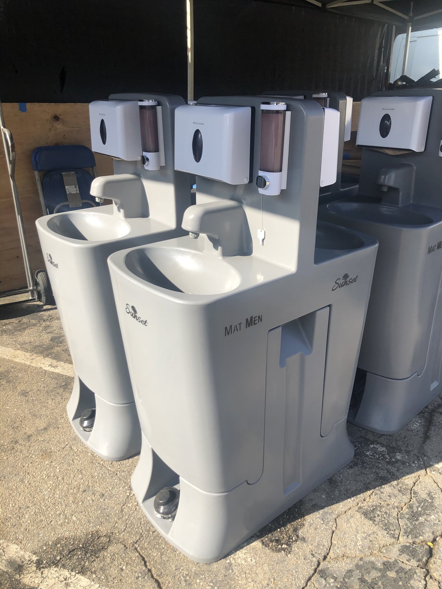 Portable handwash sinks branded Sunset